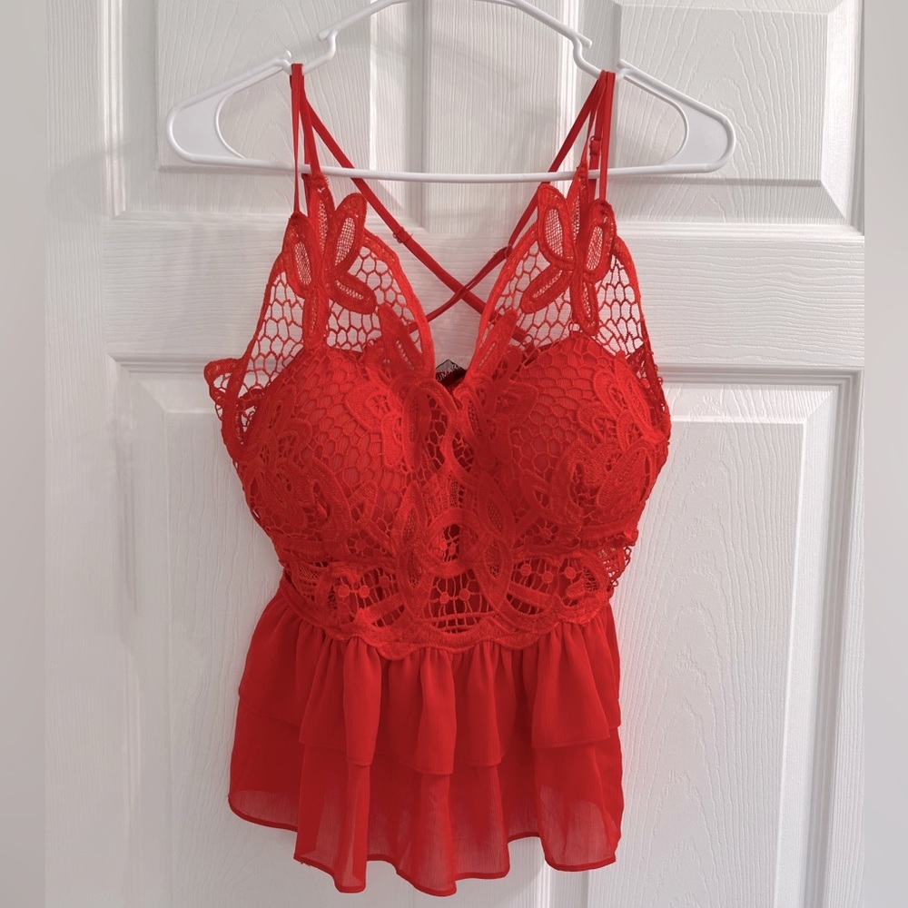 Lulumari Crochet lace top.